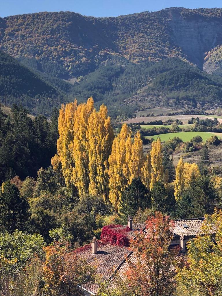 Le Moulin De La Viorne, Gite Avec Piscine Au Coeur De La Nature En Haute-Provence Les Omergues Zewnętrze zdjęcie